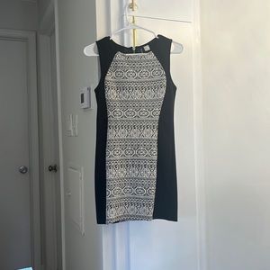 Black and white evening tight dress.